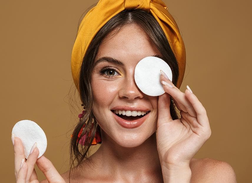 Removing Eyebrow Make-Up. What You Must Know